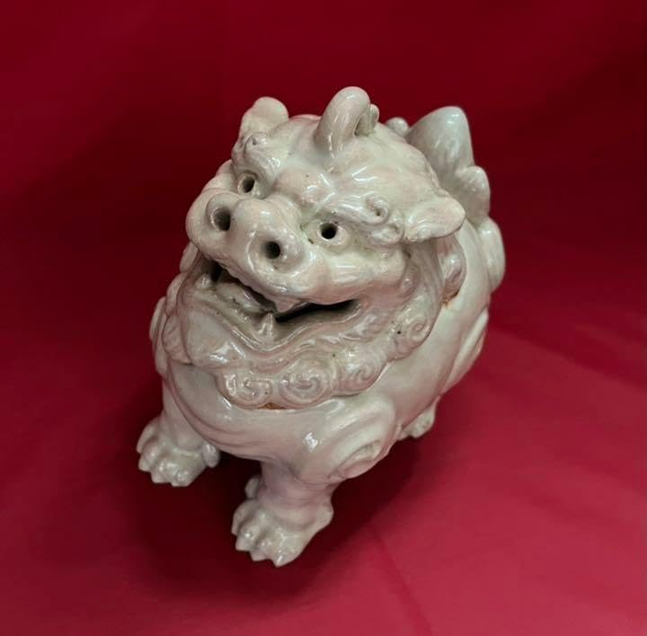 木箱入り　御香炉　本紫檀　金蒔絵　山水之図　雲龍　工芸品　アート　送料込み　新品 木箱入り 御香炉 本紫檀 金蒔絵 山水之図 雲龍 工芸品 アート 送料込み