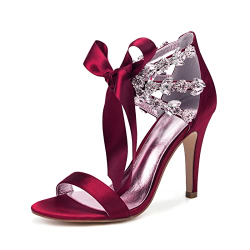Chaussures en satin et talons boule pour briller lors de vos soirées et mariages