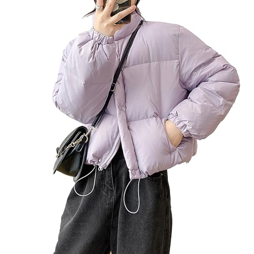 Manteau court tendance matelassé à col montant pour vos sorties urbaines