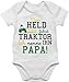Produktbild Baby Body Junge Mädchen - Traktoren - Mein Held fährt Traktor - 3/6 Monate - Weiß - geburt geschenk body. landwirt dad bodys strampler trecker landwirtschaft papa babybody mit sprüche geschenke