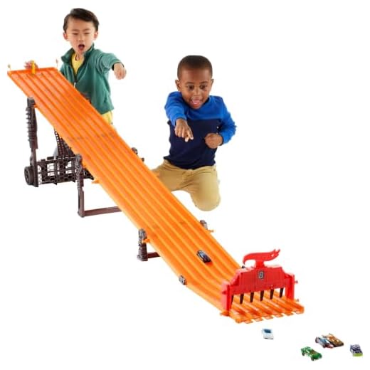Hot Wheels Toy Car Track Set Super 6-Lane Raceway, 8Ft Track That Rolls Up for Storage, 6 1:64 Scale Cars