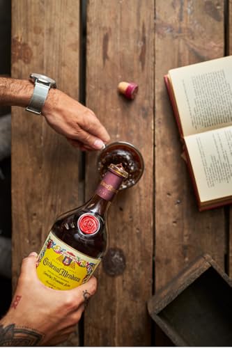 Cardenal Mendoza Clásico Solera Gran Reserva Brandy de Jerez (1x0,7l) 40% vol. - In edler Geschenkbox - 15 Jahre im Solera-System gereift, ausgewogene Geschmackstiefe, angenehm süss, geschmeidig