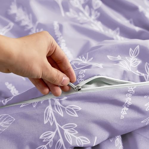 MUXHOMO Duvet Cover Queen Size, Reversible Floral Lavender Duvet Cover Set with Zipper Closure, 3 Pieces Botanical Patterns Soft Microfiber Bedding Set with 4 Ties (90"x90", 2 Pillow Cases) by MUXHOMO - Used condition - Image 7