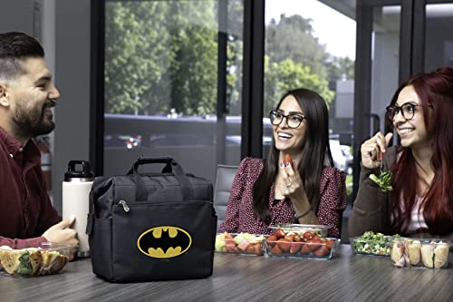 Oniva - A Picnic Time Brand - Batman On The Go Lunch Bag - Soft Cooler Lunch Box - Insulated Lunch Bag, Batman Black (510-00-179-014-19) #TOP1