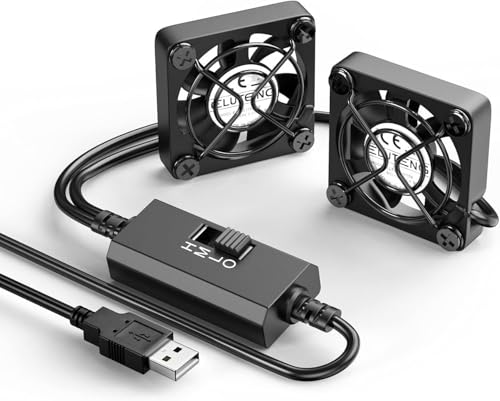 ELUTENG 2 in 1 Mini Ventilatore 40mm, Doppio USB Ventola Portatile Compatto PC Ventola con 3 Velocità Regolabili per PS5/Telefono/iPhone 16/ iPad Pro/Ricevitore/Xbox/Modem, Nero