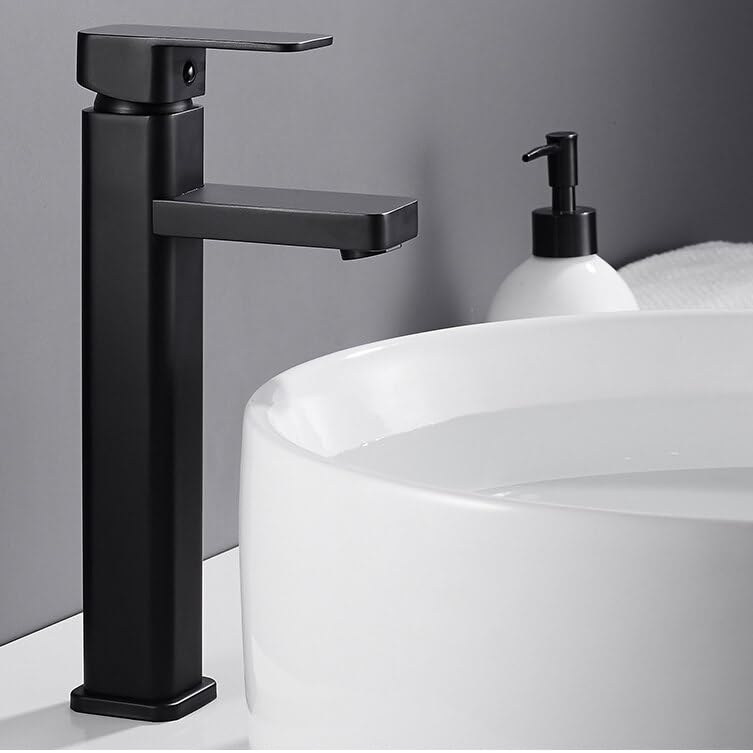 Robinet de lavabo au design épuré blanc mat pour vasque élégante