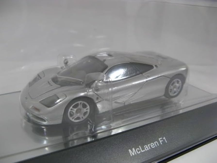 オートアート マクラーレンF1 マグネシウム シルバー 1/18 AUTOart McLaren F1 (Magnesium Metallic Silver) Diecast