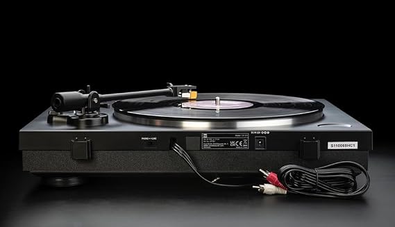 Dual CS 329 Fully Automatic Plug & Play Turntable