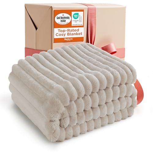 Bedsure Fleece Throw Blanket for Sofa - Fluffy Cosy Warm Blankets for Bed, Soft Cute Single Throw Gifts for Women and Girls, Beige, 130x170 cm