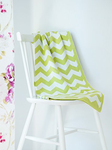 EMI&SAM STRICKDECKE Kuscheldecke Schlaf Schmusedecke Kinder Baby Decke (80x90cm) Motiv (Zig-Zag 4 - Rosa/Weiß) Cover