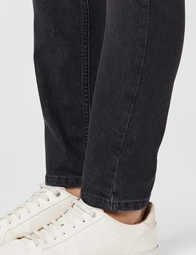 Image of Levi's Men's 512 Regular Fit Mid Rise Jeans