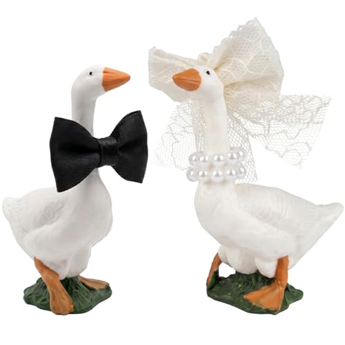 wintfarm Funny Wedding Cake Toppers - Couple Goose Wedding Cake Topper for Bride & Groom Engagement Anniversary - Unique Goose Figurines for Couples Wedding Cake Decor and Animal Themed Cake Decor