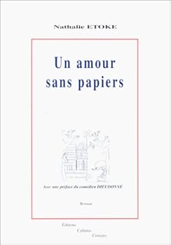 Paperback Un amour sans papiers [French] Book
