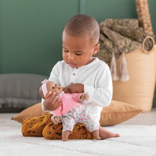 Corolle Puppe Calin Maria, Weichkörperpuppe mit Schlafaugen, abnehmbarem Stirnband, Vanilleduft, 30cm, Behält den Daumen im Mund, ab 18 Monate – Bild 5