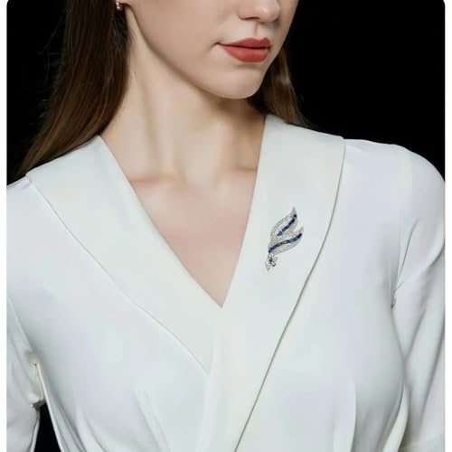 Image of Elegant Leaf-shaped Crystal Brooch, Perfect for Any Occasion,Rose Gold /Silver