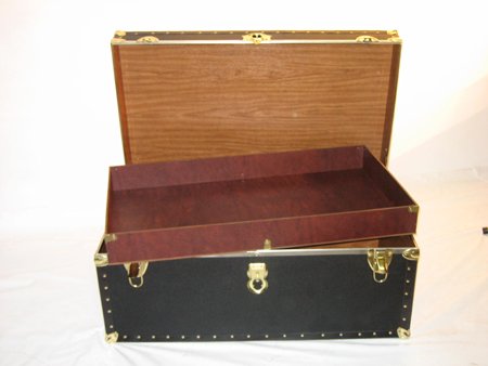 Biltmore Trunk 32" Footlocker Camp Trunk With Tray - Black #TOP1