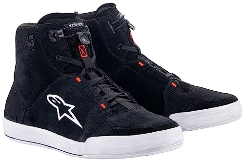 Chaussures de moto chromées Alpinestars pour rouler en sécurité