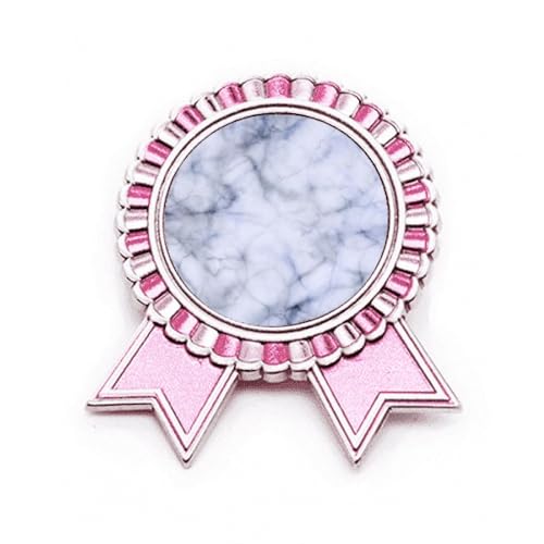 Broche blanche motif illustration médaille prix gagnant métal rose