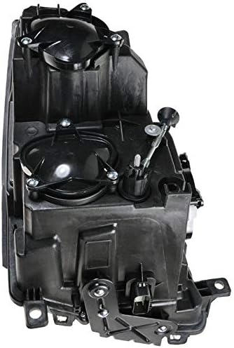 TRQ Headlight Set for 2008-2014 Cadillac CTS — view 7
