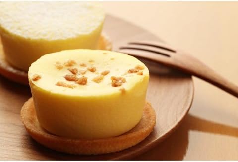 Amazon Co Jp 北海道産 ナチュラルチーズケーキ 3種のフロマージュ 2箱セット 食品 飲料 お酒