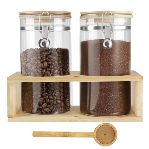 ZoeQide Lata de café hermética de 1 kg de granos de café – Recipiente para granos de café con tapa de bambú y estante de madera – Tarro de almacenamiento con cuchara para café, té y azúcar