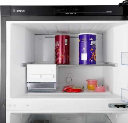 Bosch KDN43VB40I Freezer interior view