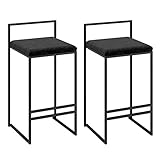 Fabriqué avec une structure en métal robuste et un revêtement en velours moelleux, ce tabouret de bar offre une durabilité exceptionnelle et un confort supérieur. Sa structure à double renfort assure une stabilité optimale, sans secousses ni déformations, tandis que ses pieds antidérapants protègent vos sols efficacement et silencieusement.