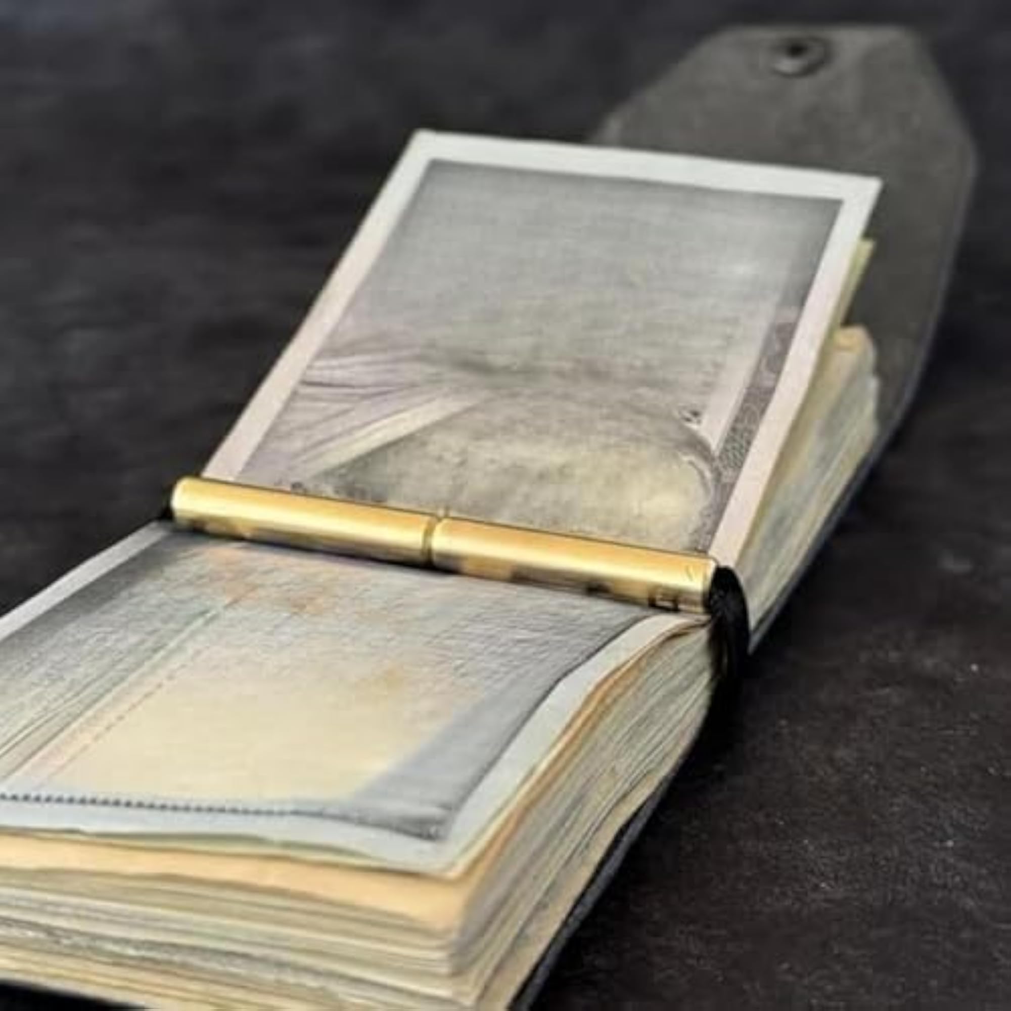 Cash Wrap Wallet with Clasp Pouch Organizer