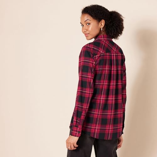 Image of Amazon Essentials Women's Regular-Fit Long-Sleeve Lightweight Plaid Flannel Shirt with Brushed Finish, Shirttail Hem