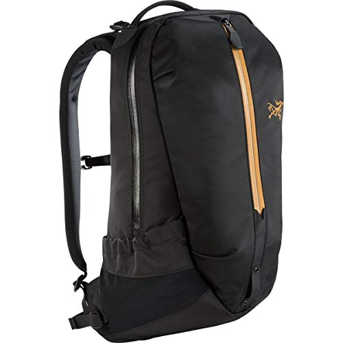 Arc'teryx Arro 22 Backpack | Urban Commuter Backpack | 24K Black, One Size