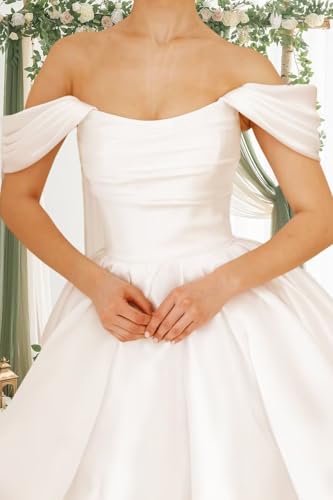 Off Shoulder Satin Homecoming Dress 2025 Strapless Pleated Short Prom Dreses for Women4