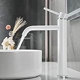 🤞 【Einfach zu installieren】 Dieser Wasserhahn wird mit zwei 50cm langen flexiblen Schläuchen und Armaturen und einer Bedienungsanleitung geliefert. Sie können es einfach selbst installieren.