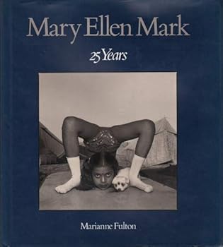 Paperback Mary Ellen Mark: 25 Years Book
