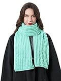 FOULARD FEMME MODERNE : design intemporel et élégant, disponible en plusieurs couleurs, qui rehausse toutes les tenues d'hiver