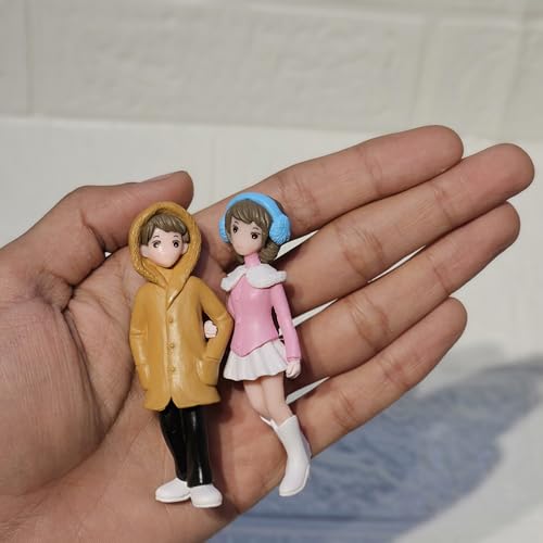 Image of Miniature Romantic Couple Figurine for Garden Decor Dollhouse Accessories Fairy Garden Landscape Decoration Resin Mini Showpiece for Gifting