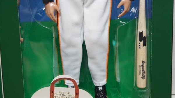 高橋由伸 フィギュア GIANTS 24 Amazon.co.jp: 読売ジャイアンツ 24番 高橋由伸 PRO BASEBALL