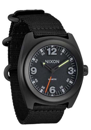 NIXON Clutch 42 A1447-100m Reloj analógico de campo para hombre resistente al agua (esfera de reloj de 42 mm, resistente a la abrasión de 23 mm, correa de nailon de secado rápido), Negro mate/negro