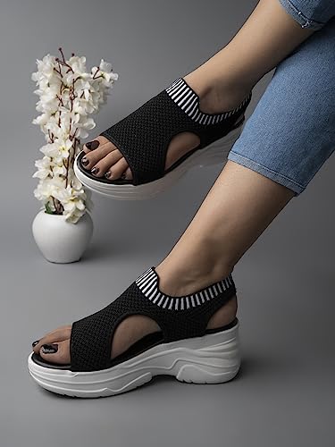 Image of Shoetopia Women buckle Sandal