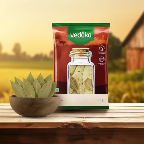 Image of Amazon Brand - Vedaka Tejpat | 100 G | Dried Whole Leaves