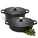 ProCook - Cocotte Faitout Basse & Ronde avec couvercles - Set 2 Pièces - 28cm & 24cm - Noir Mat - Fonte Émaillée - Compatible avec Toutes Sources de Chaleur (Induction Incluse)