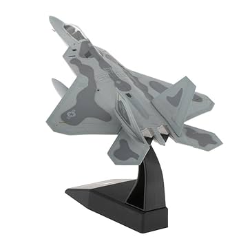 専用出品、F22ラプター米軍仕様 米軍最強の戦闘機「F-22ラプター」が1/144スケールキットとなっ