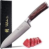 🔪 ERFAHRUNG UND EXPERTISE: Wir bei Wakoli haben Erfahrung in der Herstellung von Messern und verfügen über ein Team von Experten, die sich mit der Produktion hochwertiger Damast Klingen auskennen. Durch unsere Erfahrung haben wir das Wissen und die Fähigkeiten entwickelt, um Küchenmesser herzustellen, die den Anforderungen von Profiköchen und Hobbyköchen gerecht werden. Wir nehmen das Feedback unserer Kunden ernst und nutzen es, um unser Sortiment ständig zu verbessern.