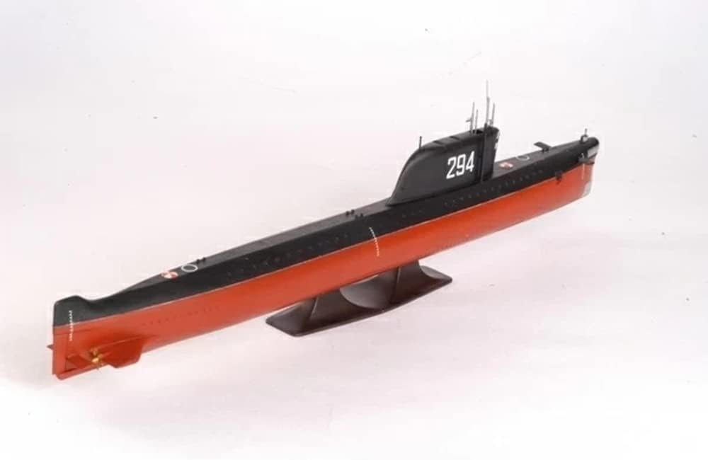 ZVEZDA 9025 - Soviet Nuclear Submarine K-19 - Plastic Model Kit Scale 1/350 Lenght 12.5"/ 32 cm 33 Parts