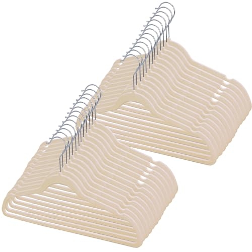 Kit 50 Cabides de Veludo 360° Antideslizante Kit Cabide para Roupas Camiseta Calça Kit 50 Cabides de Veludo 360° Antideslizante Kit Cabide para Roupas Camiseta Calça