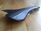 Carbon Sattel - Vollcarbon im 3 K Design.