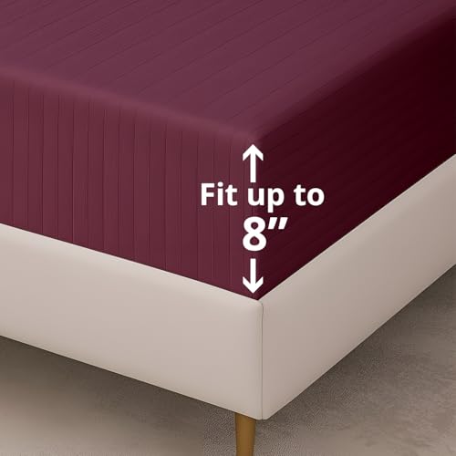 Image of Cloth Fusion Glace Cotton Mattress Cover Super King Size with Zipper (78x84 inches, Maroon)