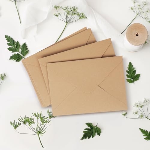 AiQlnu 100 Stück Briefumschläge, 80g/m² Kraftpapier Briefumschläge aus Braunem Vintage 12.5x17.5CM, für Geburtstagskarten, Hochzeitseinladungen, Einladungen, Weihnachtskarten