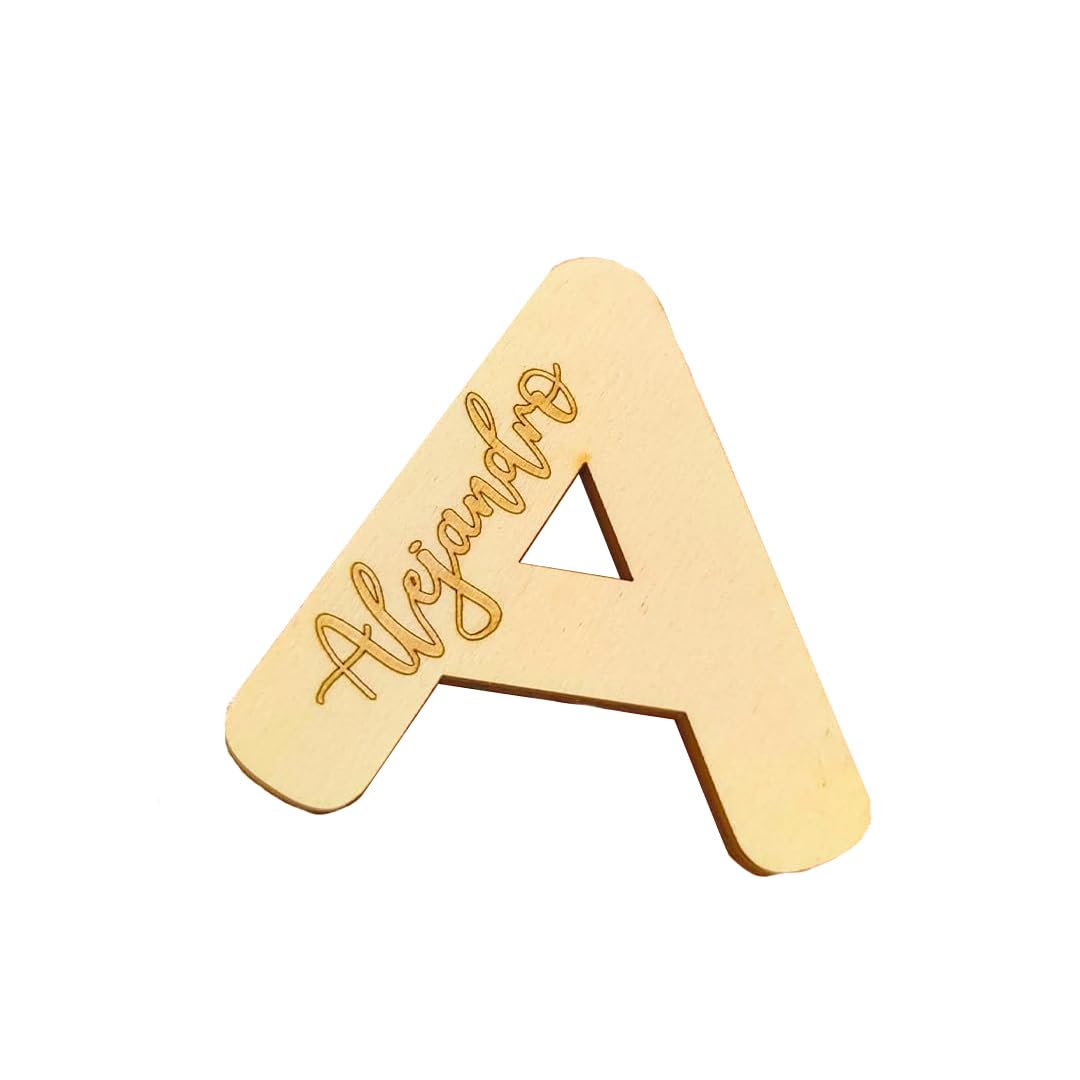 EVYRE | Marcasitios De Madera Personalizados - Pack 20 Unidades - Nombre Madera Personalizado | Detalles Boda Para Invitados - Recuerdos Bautizo - Regalos Comunión Para Invitados| Marcasitios De LETRA