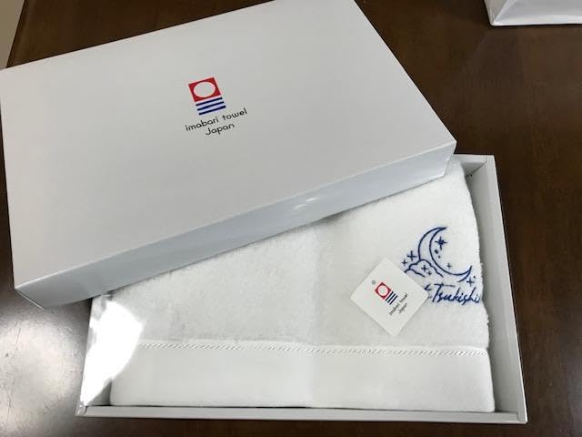 Amazon.co.jp: 月組月城かなと退団ウェア千秋楽フェアウェルパーティー  