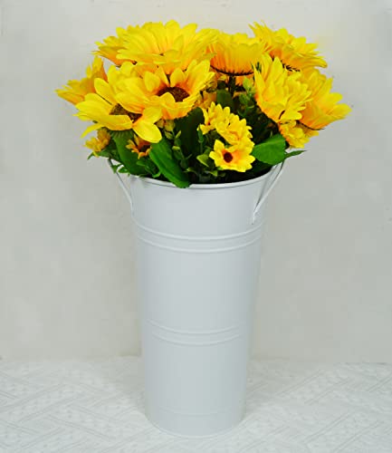 Lesen White 12 Inch Metal Rustic Farmhouse Flower Vase,Set Of 2- French Flower Bucket For Home Decor Wedding Table Centerpiece Arrangements Decorations… #TOP3